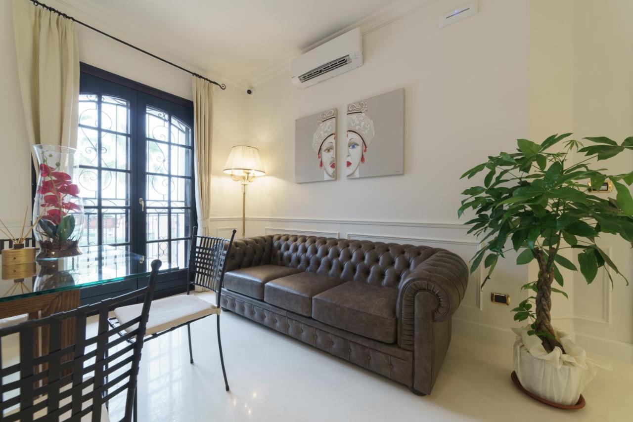 Caffetteria Luca Suite & Rooms 布龙泰 外观 照片