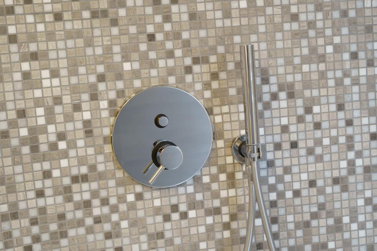 Caffetteria Luca Suite & Rooms 布龙泰 外观 照片